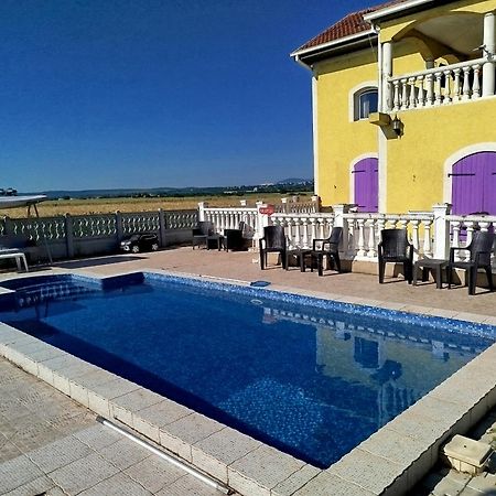 V & V Villa Lalince Exteriér fotografie